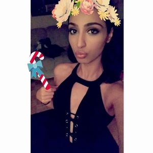 Meet your Posher, Varisha